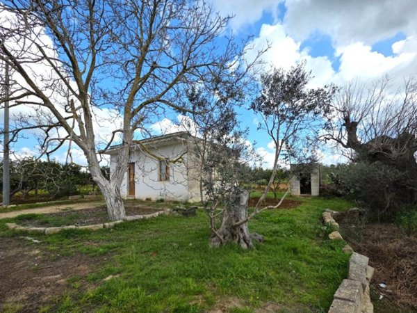 casa indipendente in vendita a Matino