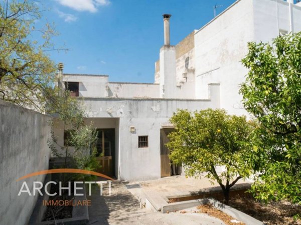 casa indipendente in vendita a Matino