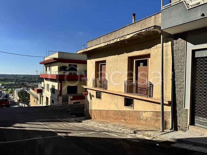 casa indipendente in vendita a Matino