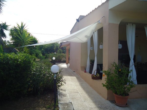 casa indipendente in vendita a Matino