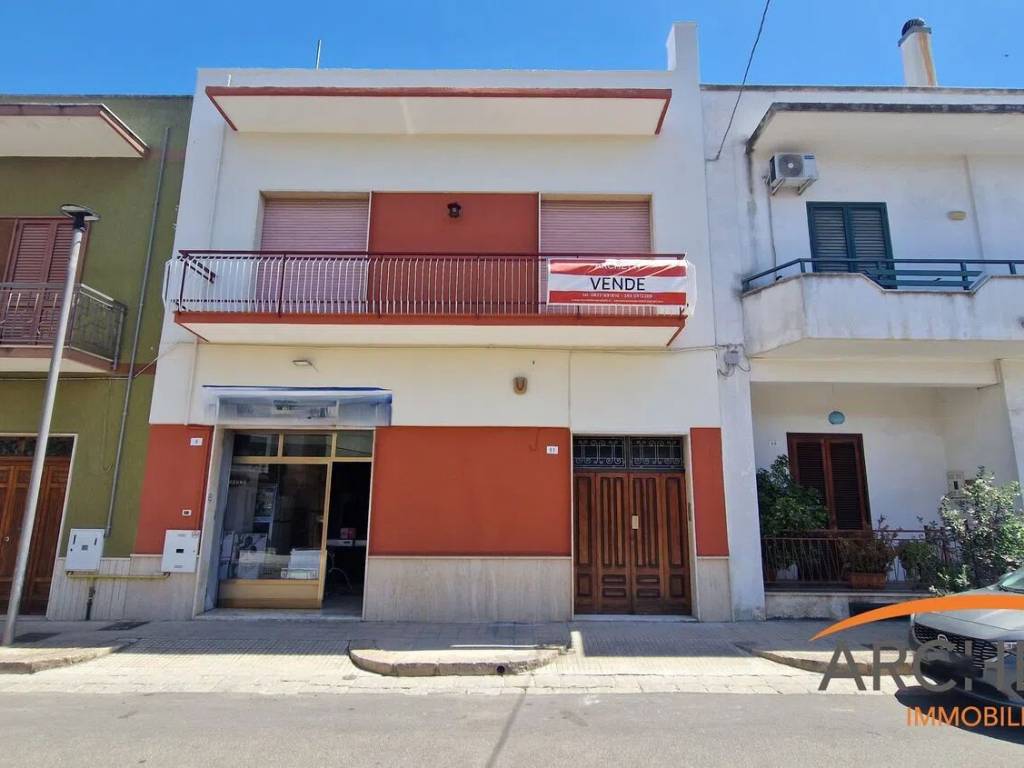 casa indipendente in vendita a Matino