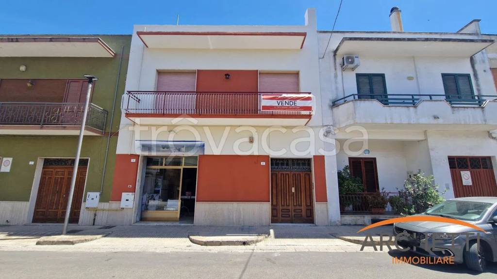 casa indipendente in vendita a Matino