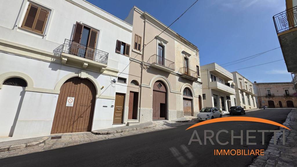 casa indipendente in vendita a Matino