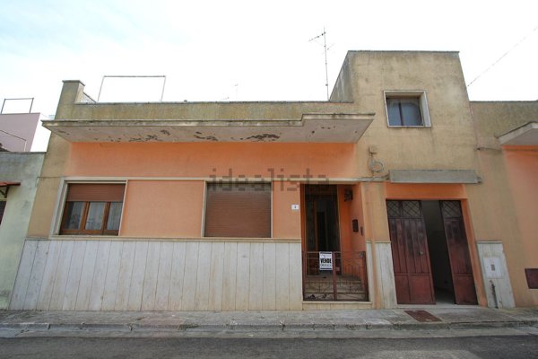 casa indipendente in vendita a Matino