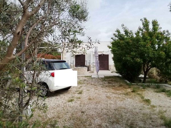 casa indipendente in vendita a Matino