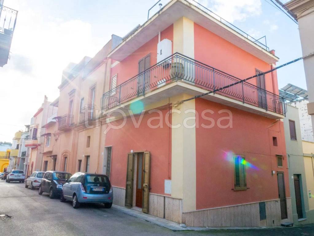 casa indipendente in vendita a Matino in zona Bosco