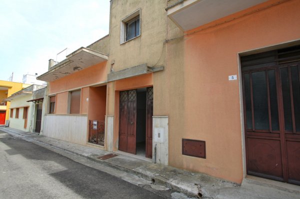 casa indipendente in vendita a Matino in zona Bosco