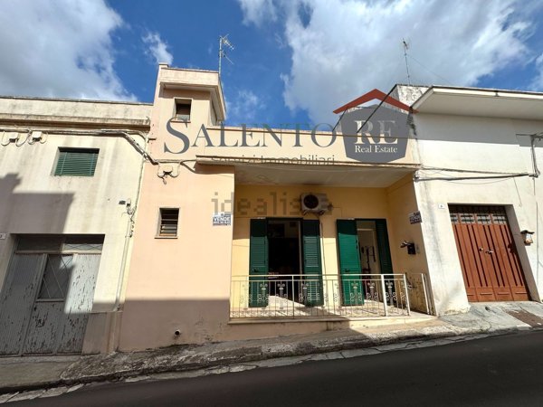 appartamento in vendita a Matino in zona Bosco