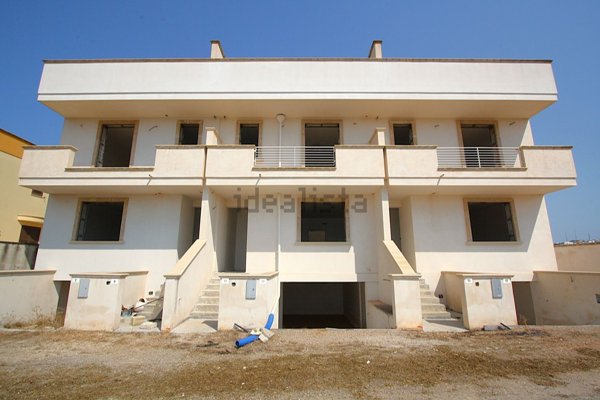 casa indipendente in vendita a Matino in zona Bosco