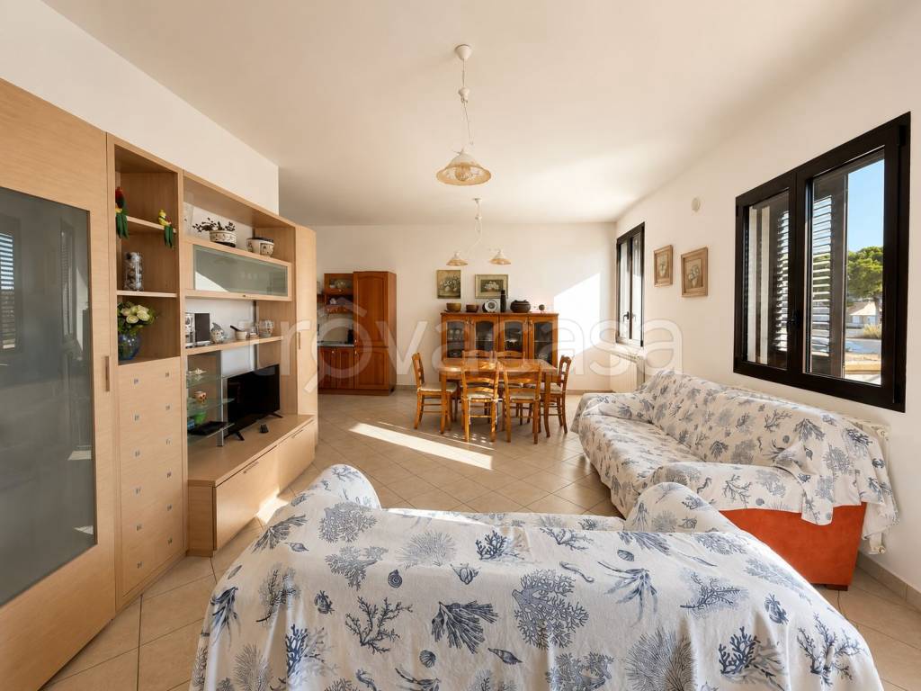casa indipendente in vendita a Matino in zona Bosco