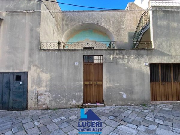appartamento in vendita a Matino in zona Bosco