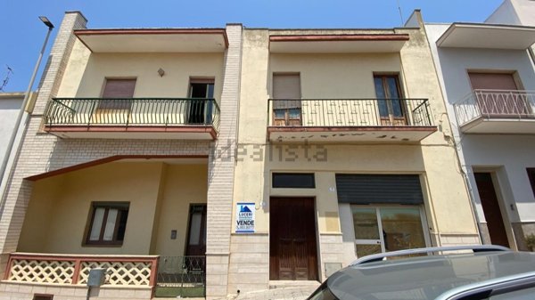 casa indipendente in vendita a Matino in zona Bosco