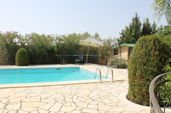 casa indipendente in vendita a Matino