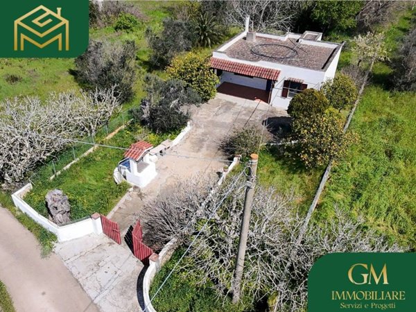 casa indipendente in vendita a Matino