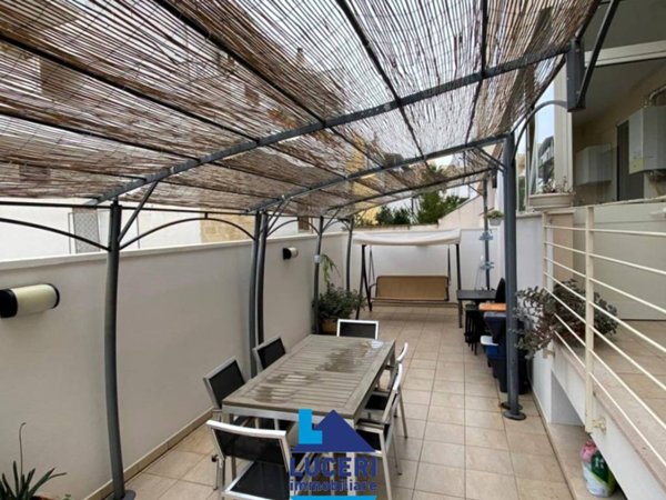 casa indipendente in vendita a Matino in zona Bosco