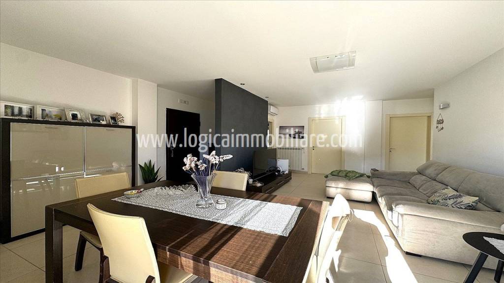 appartamento in vendita a Matino in zona Bosco