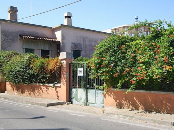 casa indipendente in vendita a Matino in zona Bosco