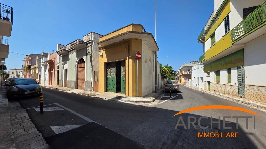 casa indipendente in vendita a Matino in zona Bosco