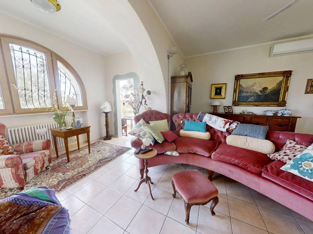 casa indipendente in vendita a Matino