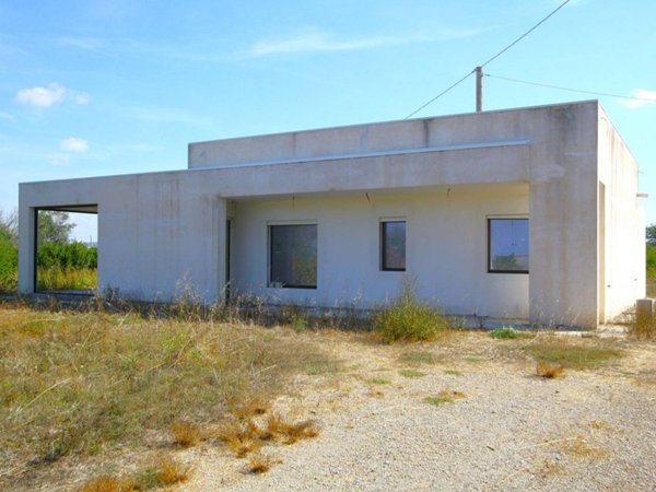 casa indipendente in vendita a Matino