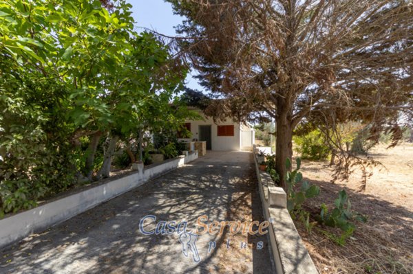 casa indipendente in vendita a Matino in zona Bosco
