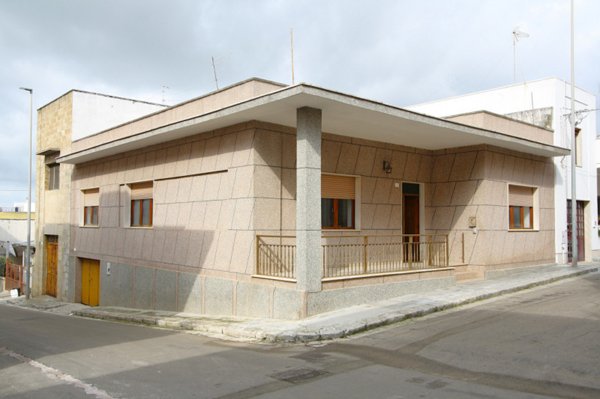 casa indipendente in vendita a Matino in zona Bosco