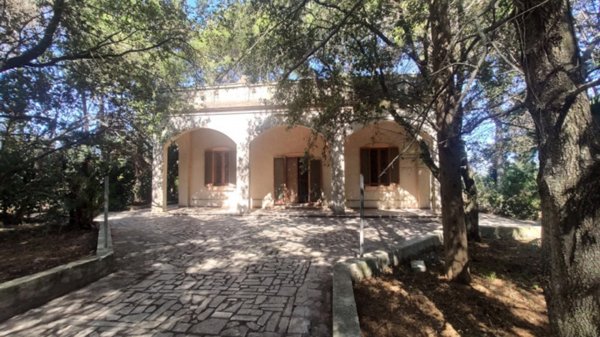 casa indipendente in vendita a Matino