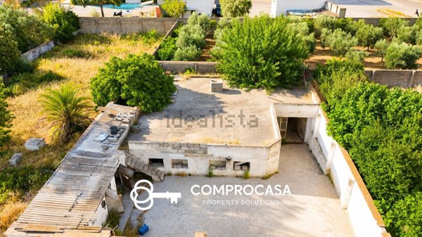 casa indipendente in vendita a Matino in zona Bosco