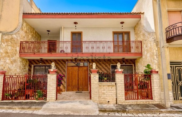 casa indipendente in vendita a Matino in zona Bosco