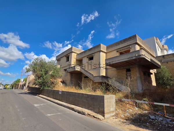 casa indipendente in vendita a Matino in zona Bosco