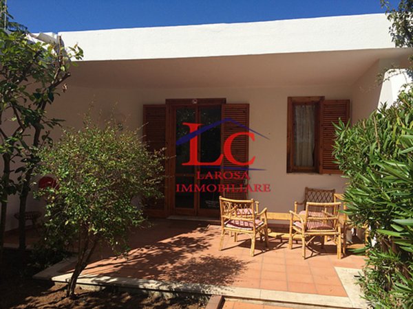 casa indipendente in vendita a Melendugno in zona Torre Saracena