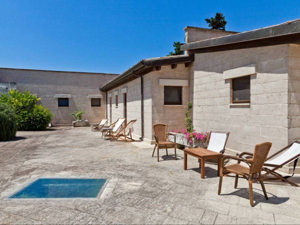 casa indipendente in vendita a Melendugno
