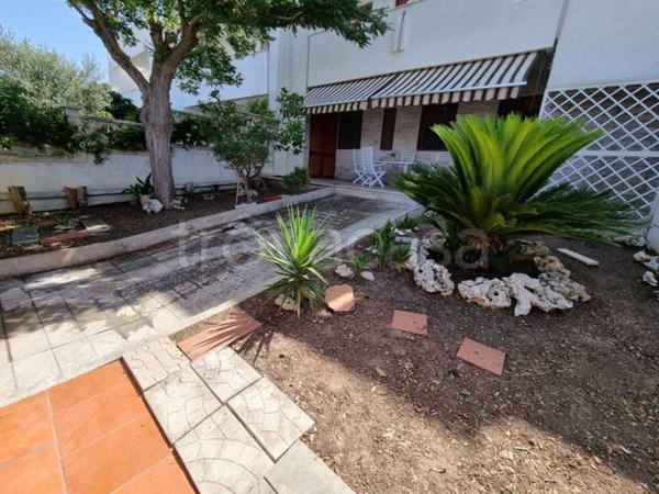 casa indipendente in vendita a Melendugno in zona Torre dell'Orso