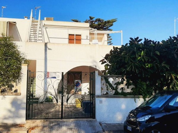 appartamento in vendita a Melendugno in zona Torre dell'Orso