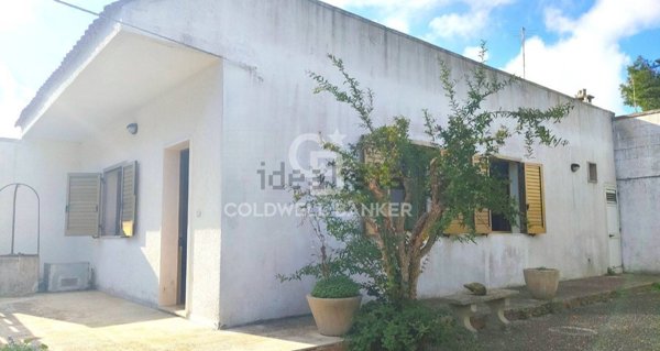casa indipendente in vendita a Melendugno in zona Torre Specchia