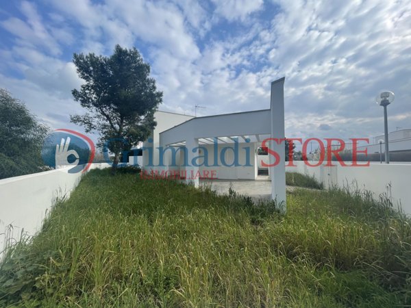 casa indipendente in vendita a Melendugno in zona Torre dell'Orso