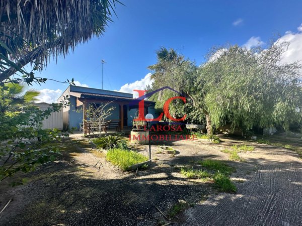 casa indipendente in vendita a Melendugno in zona Torre dell'Orso