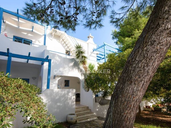 casa indipendente in vendita a Melendugno in zona Torre Sant'Andrea