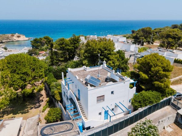 casa indipendente in vendita a Melendugno in zona Torre Sant'Andrea