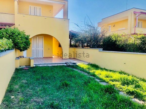 casa indipendente in vendita a Melendugno in zona Torre Saracena