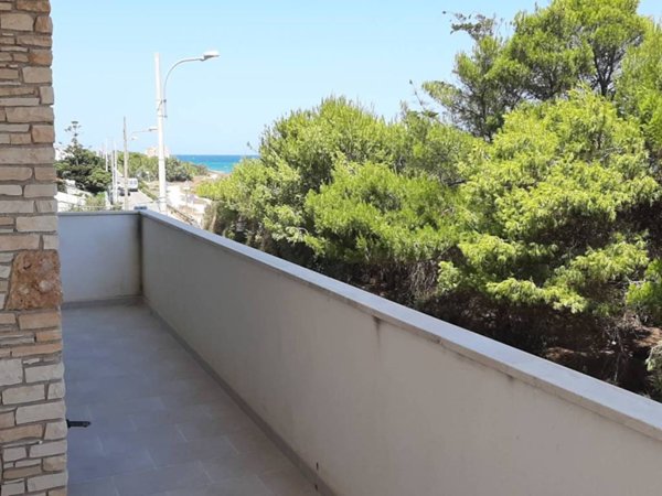 appartamento in vendita a Melendugno in zona Torre Specchia