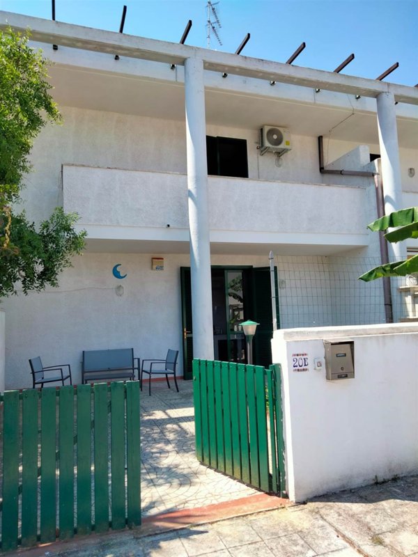 villa in vendita a Melendugno in zona Torre dell'Orso