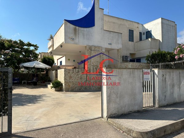 appartamento in vendita a Melendugno in zona Torre Specchia