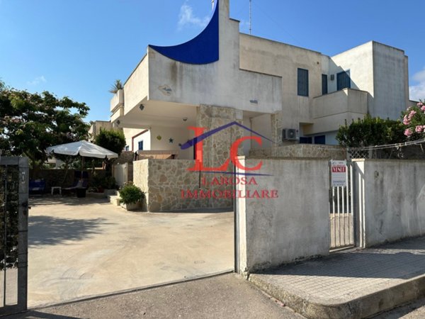 appartamento in vendita a Melendugno in zona Torre Specchia