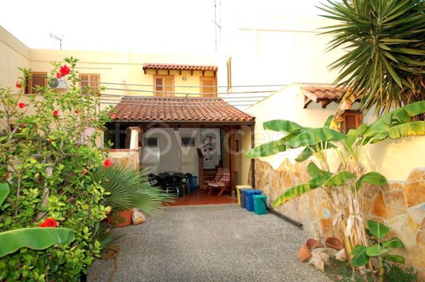 appartamento in vendita a Melendugno in zona Torre dell'Orso