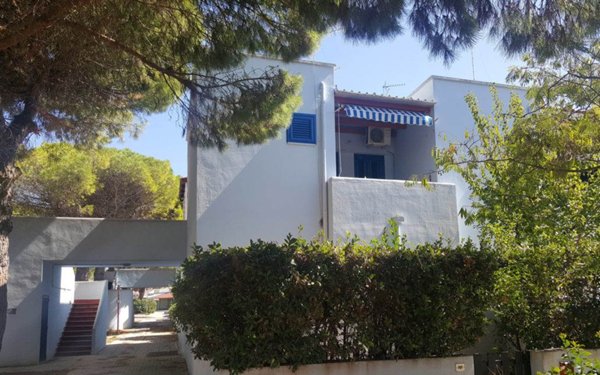 appartamento in vendita a Melendugno in zona Torre dell'Orso