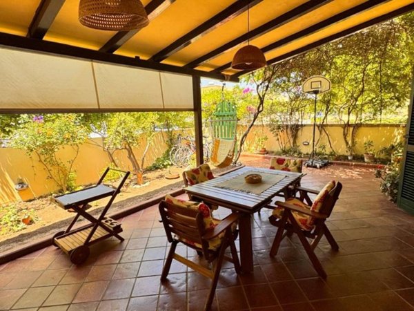 casa indipendente in vendita a Melendugno in zona Torre dell'Orso