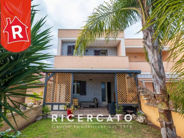 casa indipendente in vendita a Melendugno in zona Torre dell'Orso