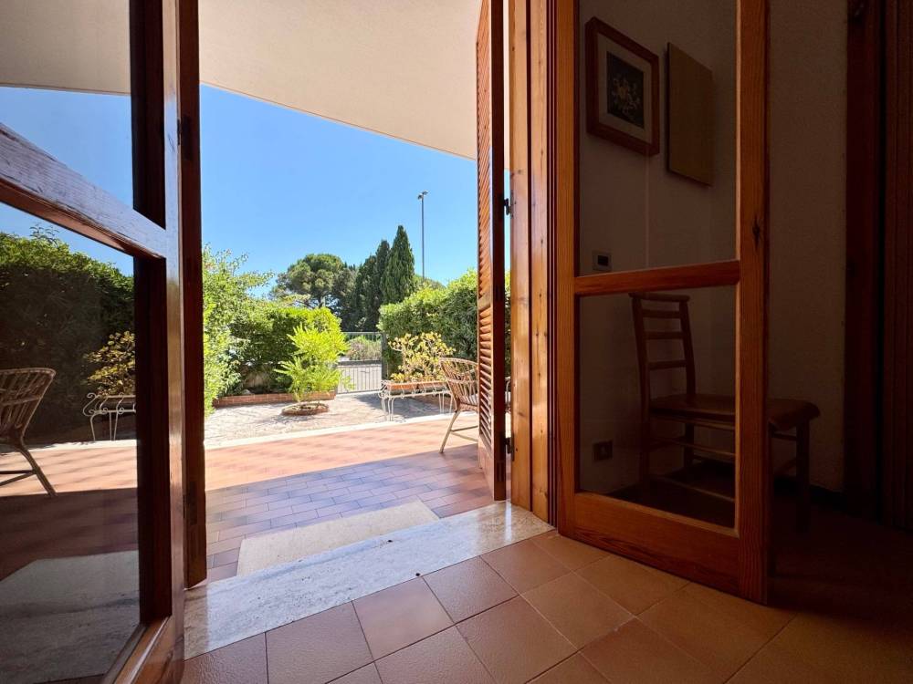 casa indipendente in vendita a Melendugno in zona Torre Sant'Andrea