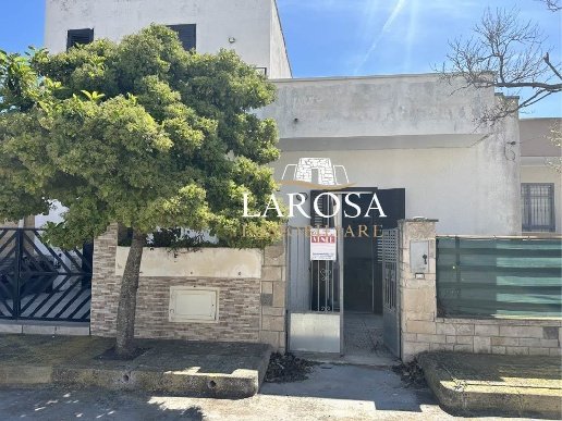 casa indipendente in vendita a Melendugno in zona Torre dell'Orso